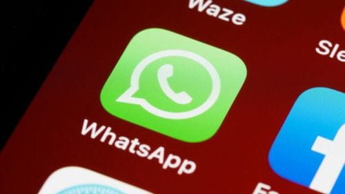 WhatsApp’a yeni sekme geliyor: Çevrim içi kişiler ve doğum günleri tek yerde