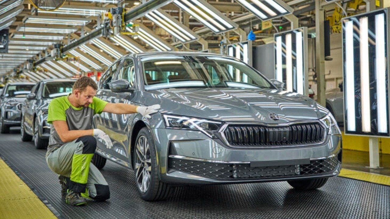 Skoda sahipleri dikkat: 1,7 milyon araç geri çağrılıyor!