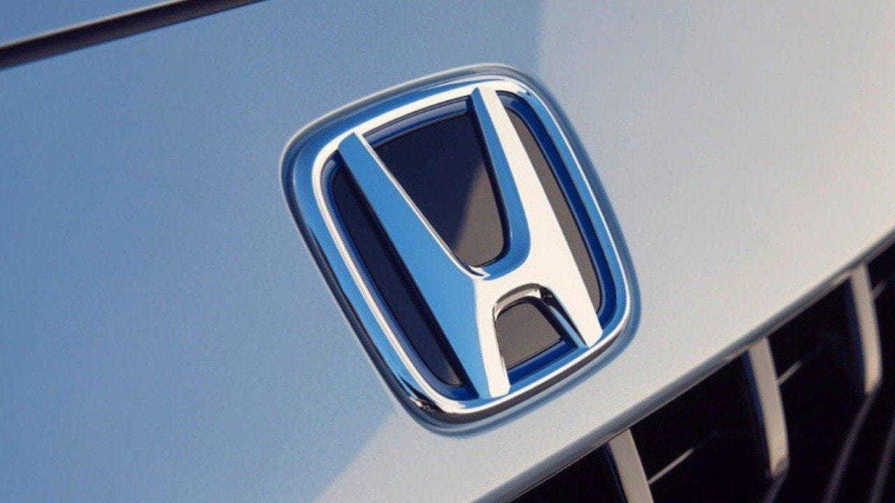 Honda’dan elektrikli araçlar için yeni teknoloji: Otomobiller yolda şarj olacak