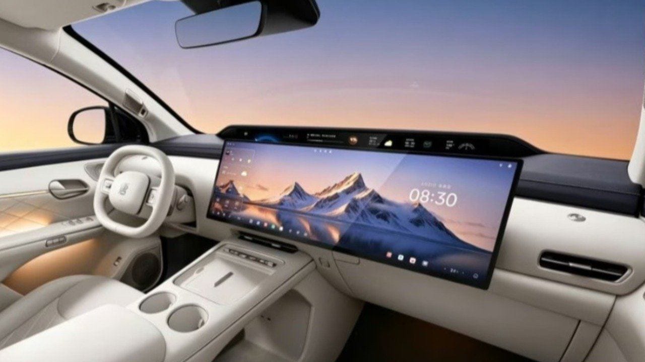 BYD dönen ekran dönemini kapatıyor: İşte yeni dev ekran