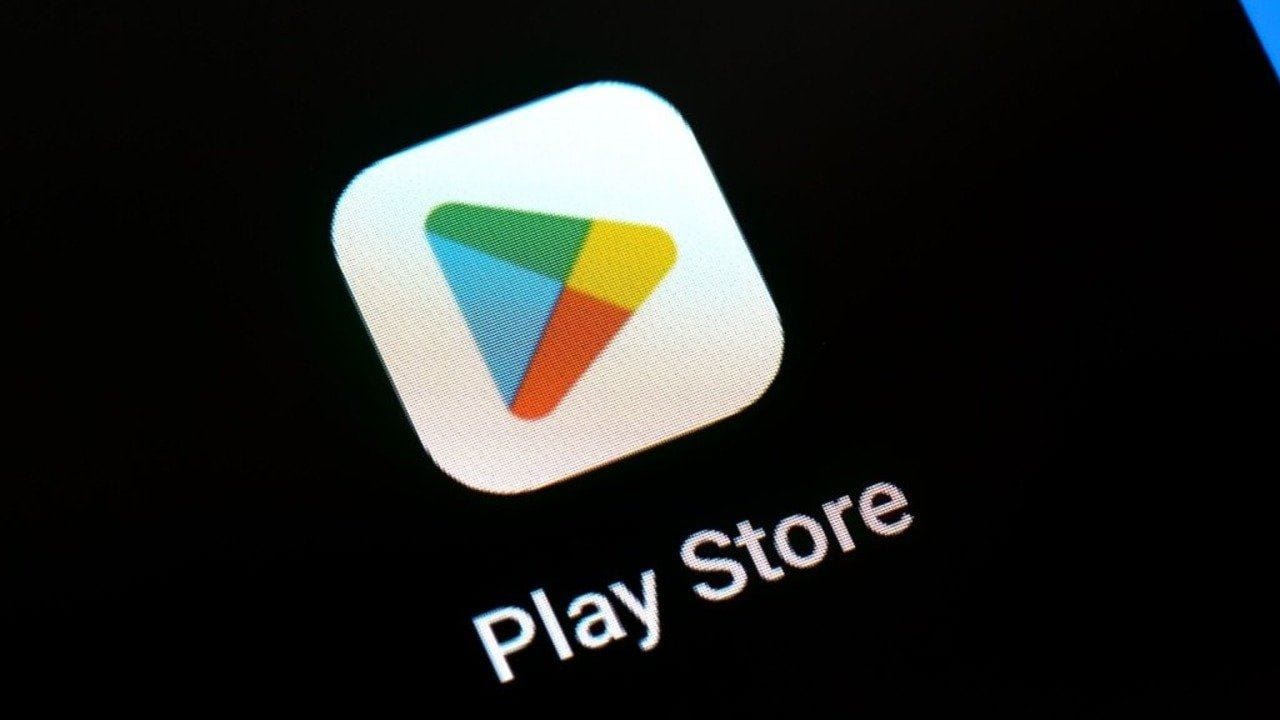 Google Play Store’da sahte WhatsApp ve Chrome tehlikesi: Yüz binlerce kişi indirdi