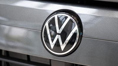 Volkswagen elektrikli araçlarını geri çağıracak: Yangın riski gündemde