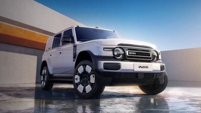 Chery'nin yeni SUV'u iCAR V25 tanıtıldı: 1.240 km menzil sunuyor