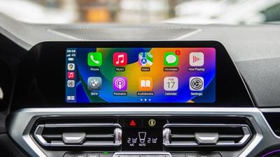 Apple CarPlay’de dengeleri değiştiren yenilik: Siri artık geçmişi hatırlıyor