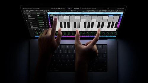 Apple dokunmatik ekranlı MacBook Pro'yu tanıttı: İşte fiyatı ve özellikleri