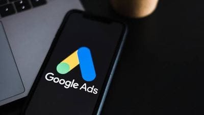 Google, yapay zeka destekli arama reklamlarını küresel pazara taşıyor