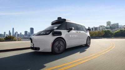 Waymo, robotaksi hizmetini Japonya ve İngiltere'ye taşıyor