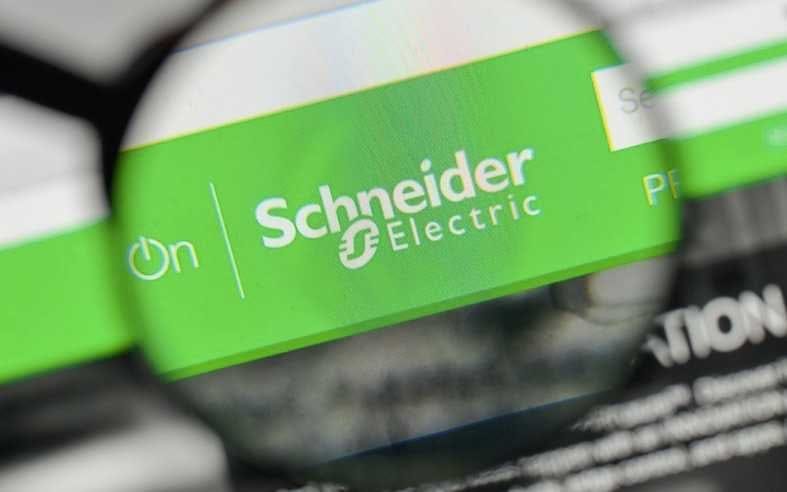 Schneider Electric’e 2 ödül