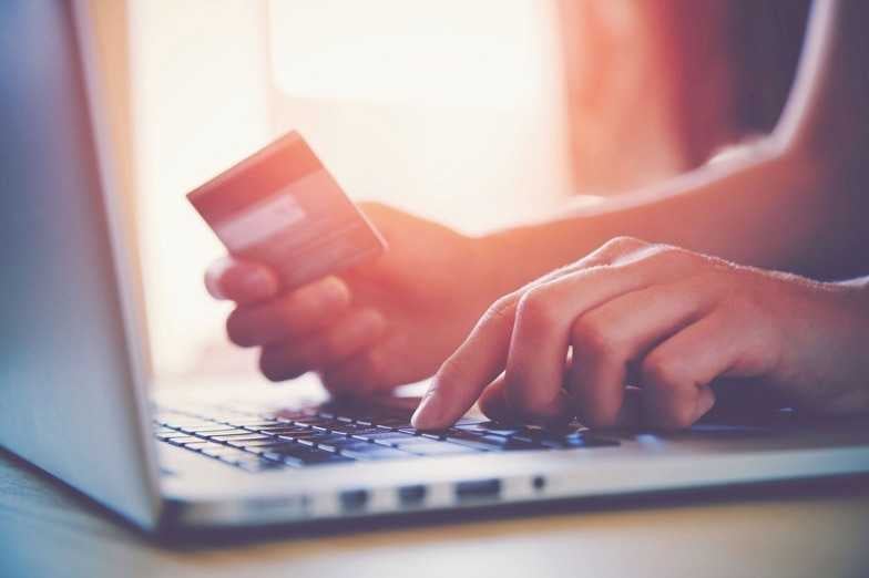 Müstehcen Görüntülerle Yayılan Bankacılık Truva Atı