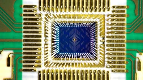 Intel, Kuantum Aleminde Öne Çıkıyor: Tunnel Falls 12 Kübitlik Kuantum Çipi ve Detayları