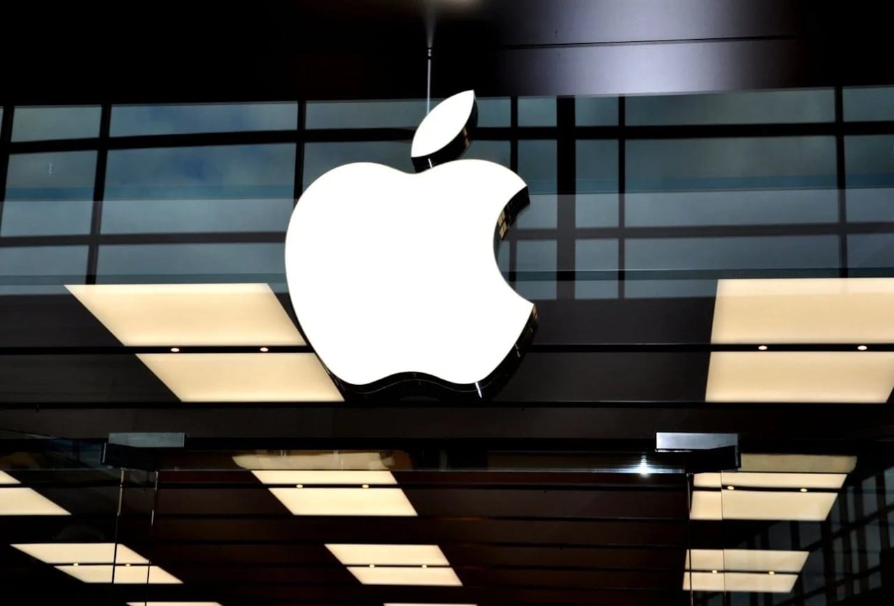 Apple İşi Abarttı: Elma Görselini Sadece Kendisi Kullanmak İstiyor