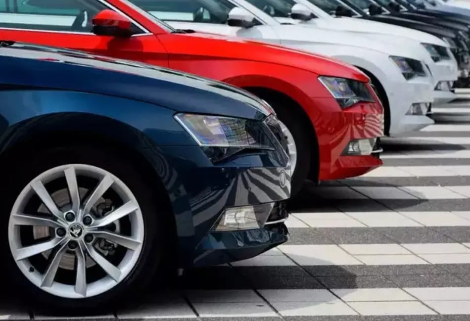 Otomotiv'de 6 Ay ve 6 Bin Km Kısıtlaması: Yeni Düzenlemeler