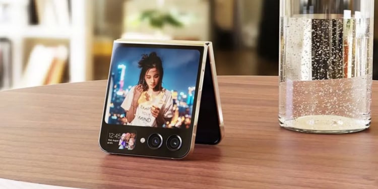Galaxy Z Flip 5: Yeni Kapak Ekranıyla Uygulamalar Sızıyor