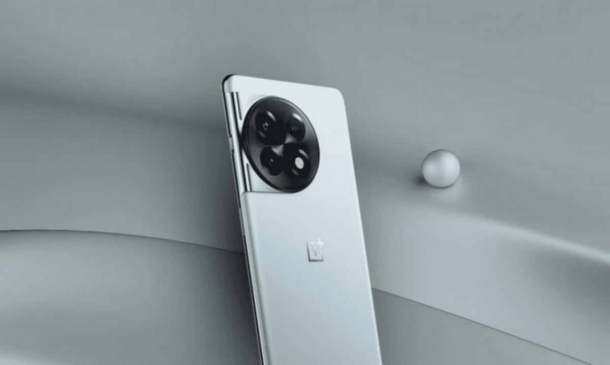 OnePlus 12R hakkında yeni bilgiler geldi!