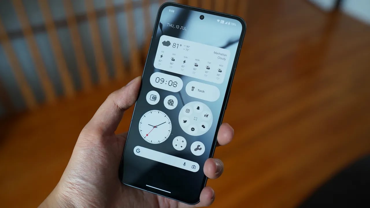 Nothing Phone 2 için beklenen güncelleme çıktı