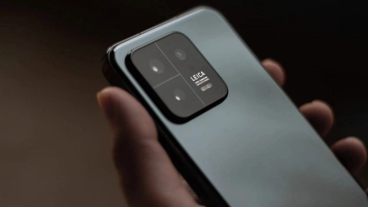 Xiaomi 14 Pro tasarımı ve özellikleri belli oldu!