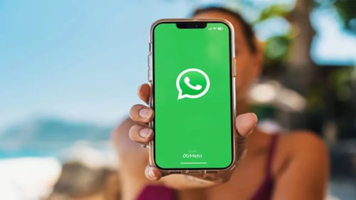 WhatsApp çıkartmalar için pratik özellik getiriyor!