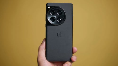 OnePlus 13, BOE X2 ekranlı ilk telefon olacak