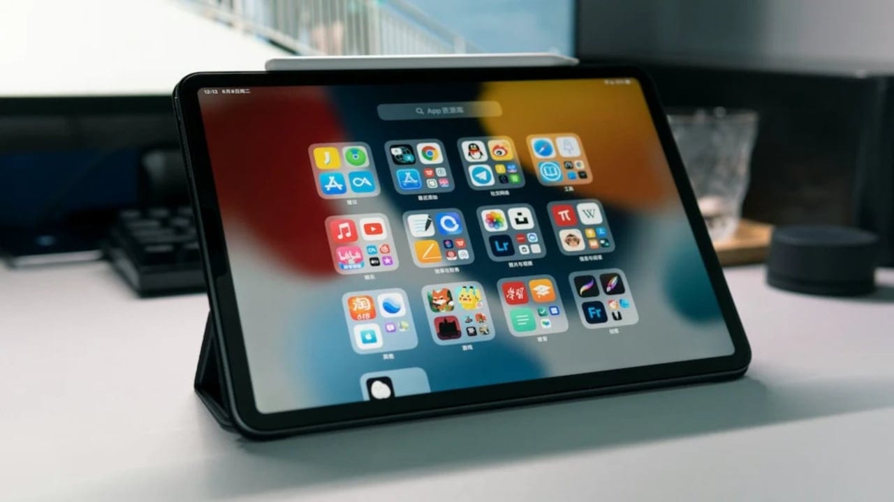 Apple Katlanabilir 20 inç iPad Modeli Üzerinde Çalışıyor