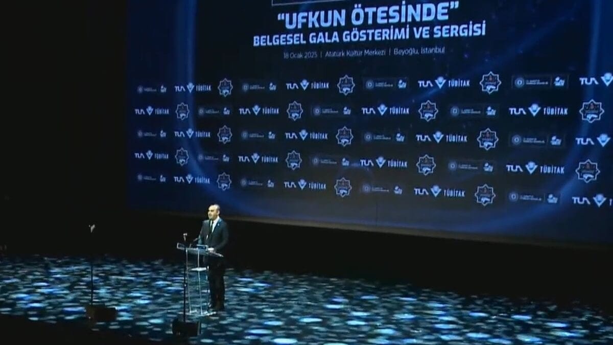 Uzaya Açılan Kapı:Ufkun Ötesi Belgeseli ve Sergisi Büyük İlgi Gördü