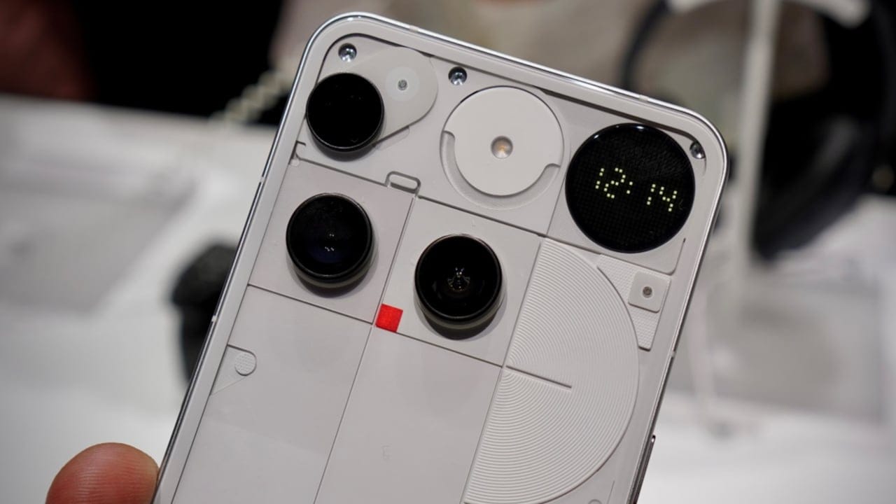 Nothing Phone (3) Android 16 Kapalı Beta Programı Başlıyor