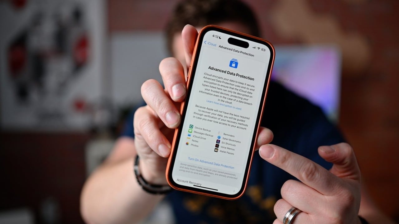iOS 26 ile gelen yeni özellik, iPhone’unuzu şarj ederken veri hırsızlığına karşı kalkan oluyor.