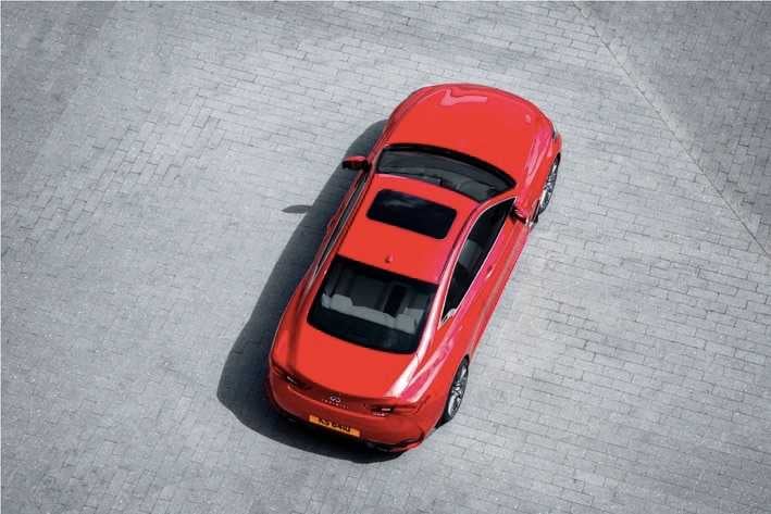 Sport Coupé INFINITI Q60 ile Tanışın