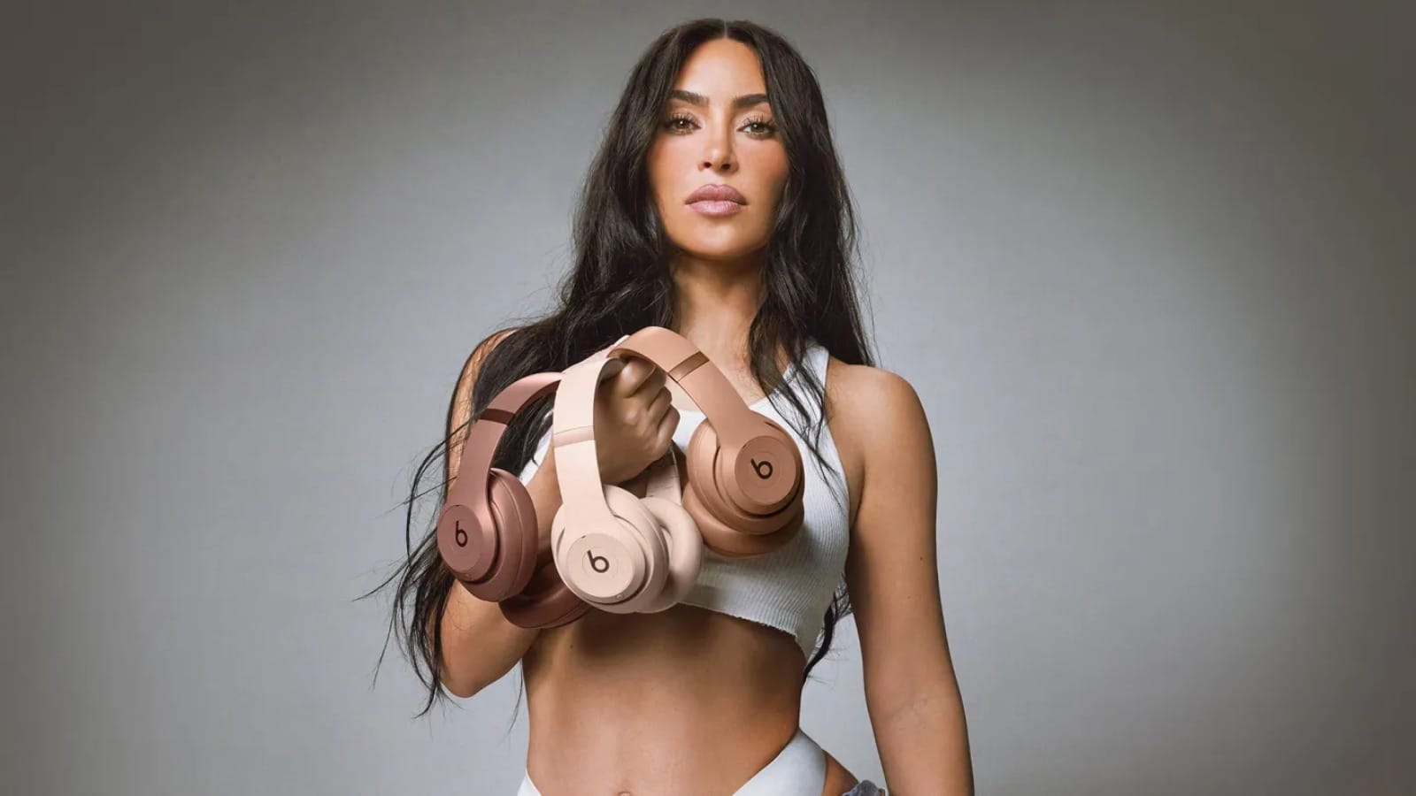 beats-studio-pro-kim-kardashian.jpg