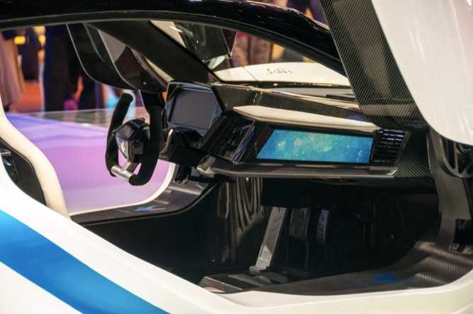 BAIC_Arcfox-7_Electric_Supercar