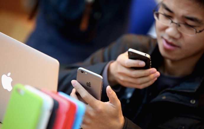 Apple Inc. Launches iPhone 6 And iPhone 6 Plus In China